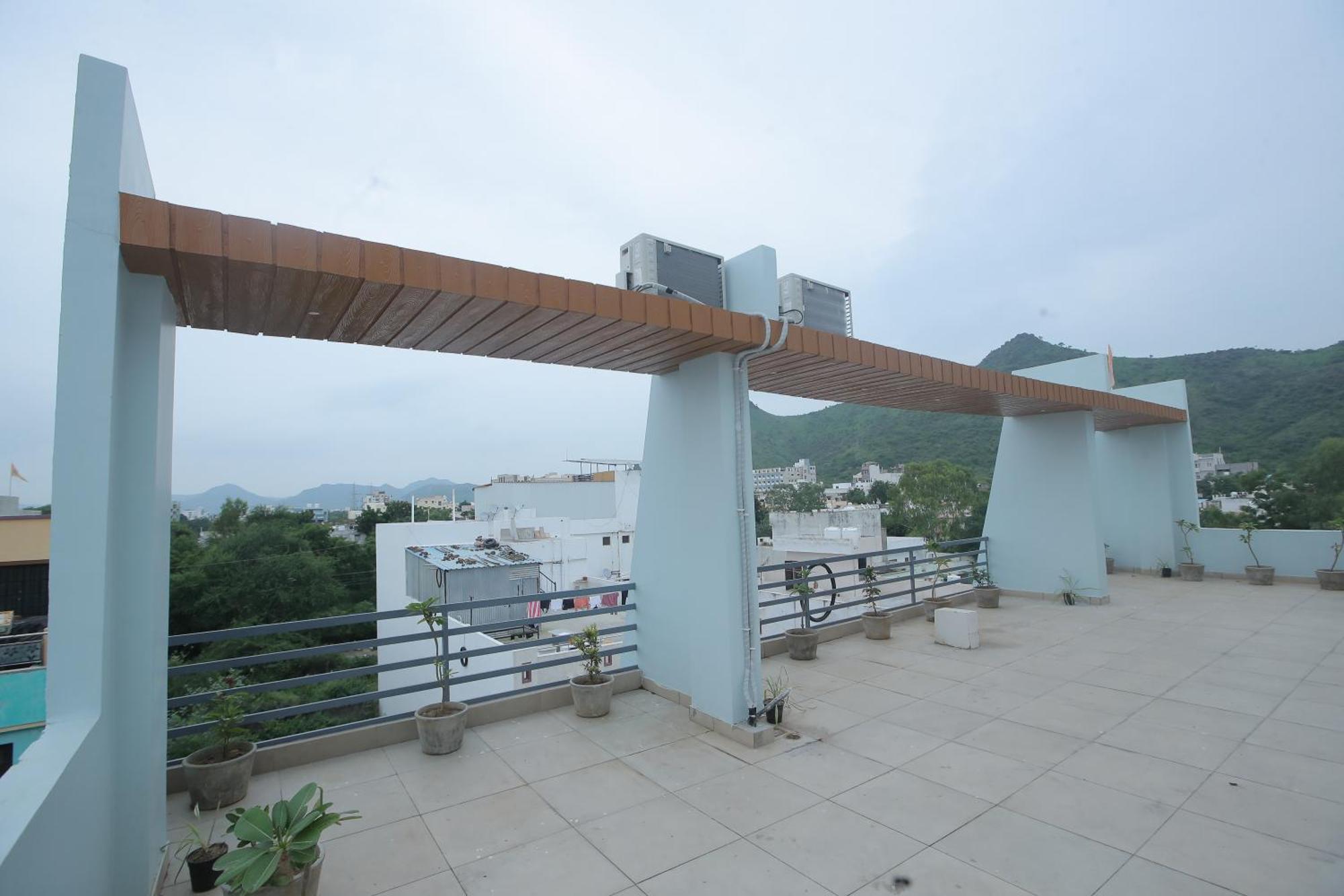 Aparthotel Chitrakoot Residency Udaipur Exterior foto